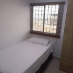 Renta de habitación amoblada de lujo en Cali, habitación moderna y equipada con servicios de alta gama