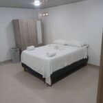 Renta de habitación amoblada de lujo en Cali 505, espacio elegante y completamente equipado para estadías exclusivas
